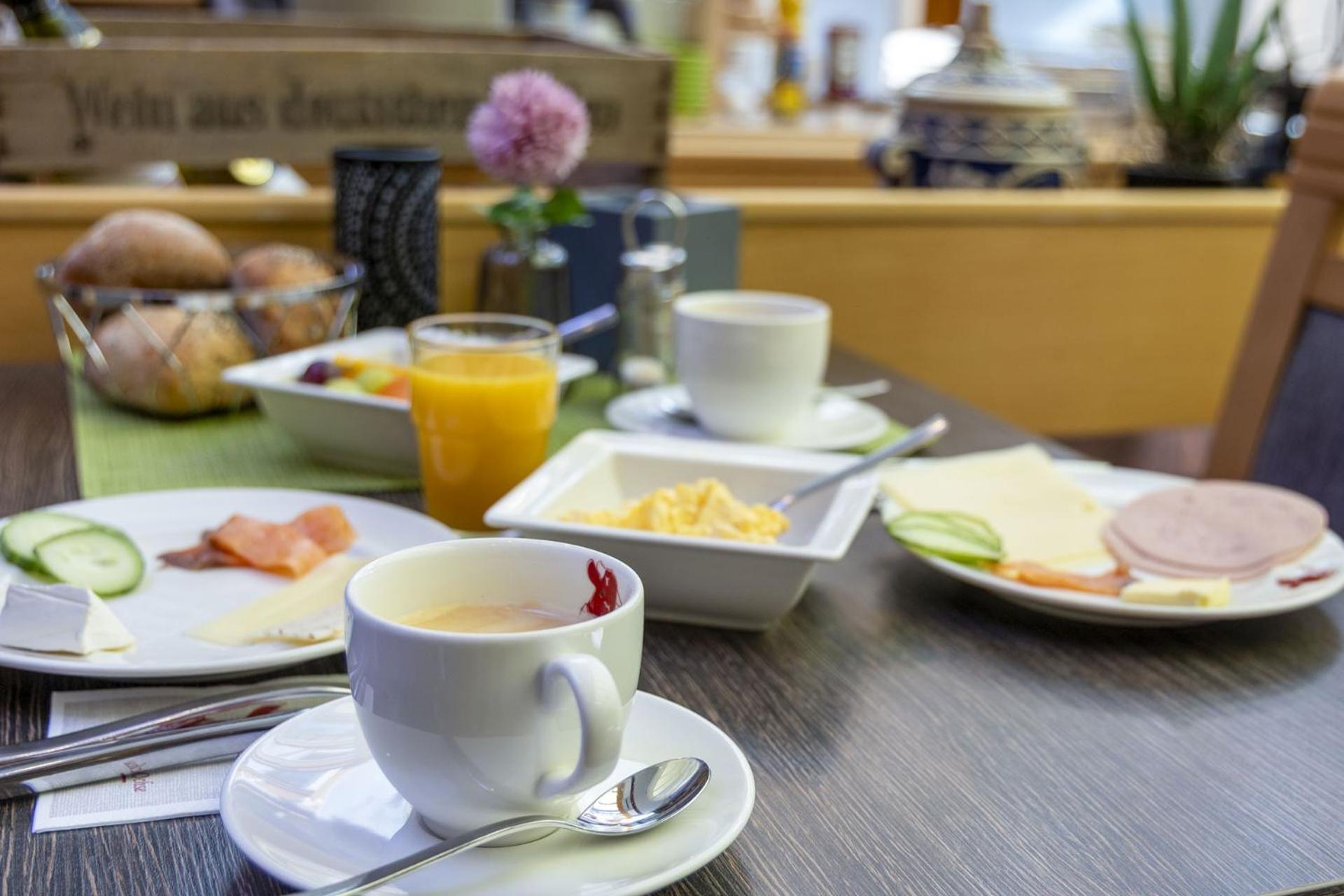 Apartmenthaus Burgenheimat In Rhens Bei Koblenz Zewnętrze zdjęcie