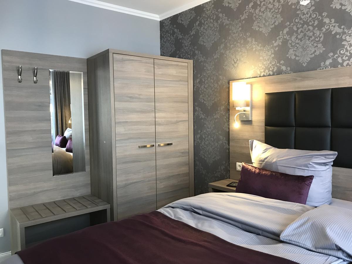 Apartmenthaus Burgenheimat In Rhens Bei Koblenz Zewnętrze zdjęcie