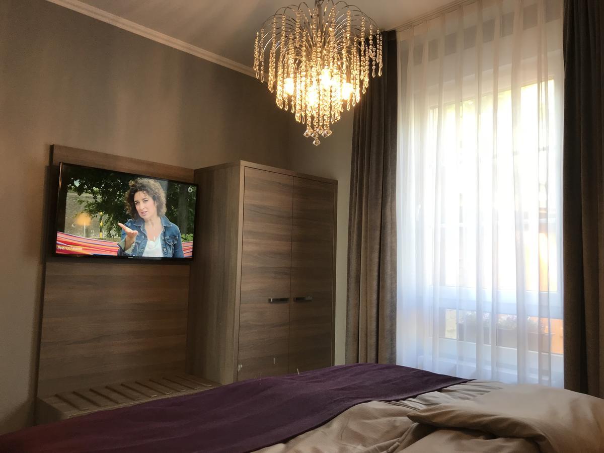 Apartmenthaus Burgenheimat In Rhens Bei Koblenz Zewnętrze zdjęcie