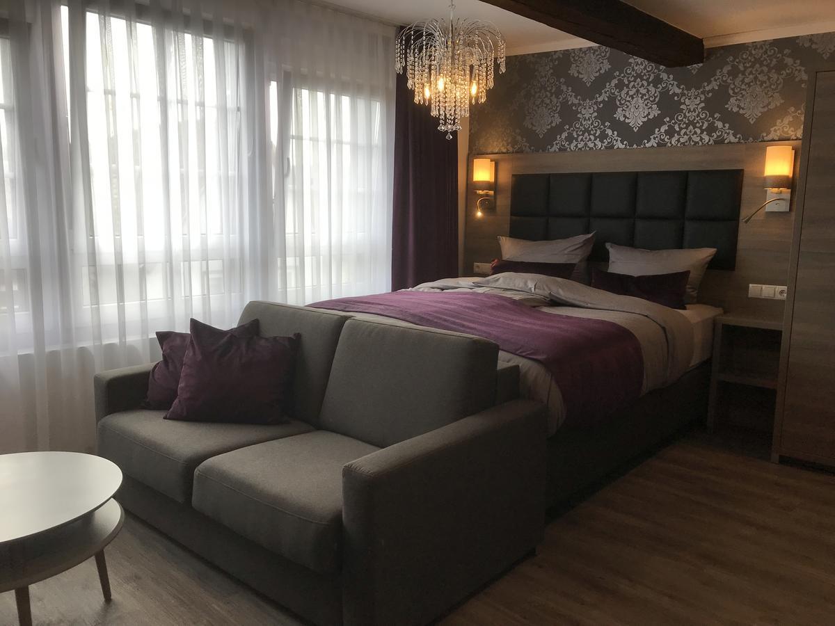 Apartmenthaus Burgenheimat In Rhens Bei Koblenz Zewnętrze zdjęcie