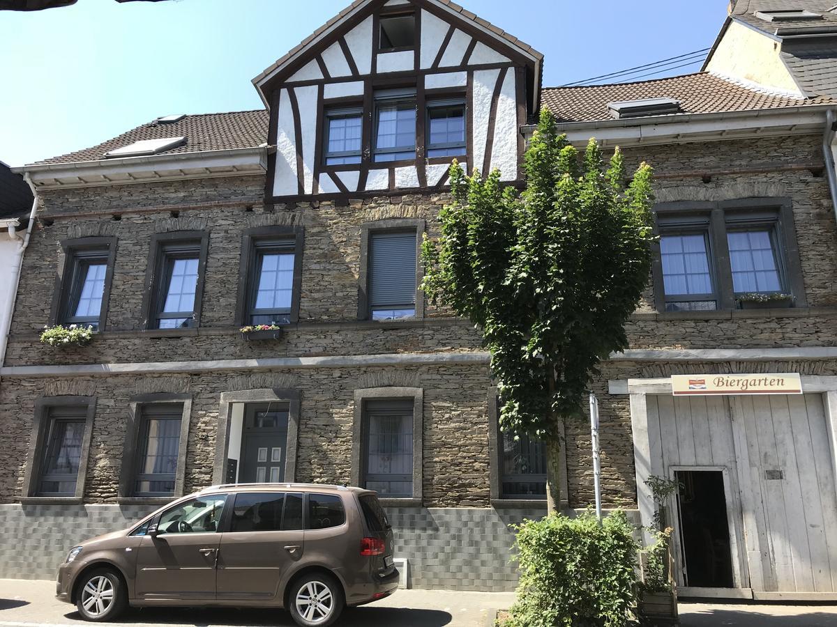 Apartmenthaus Burgenheimat In Rhens Bei Koblenz Zewnętrze zdjęcie